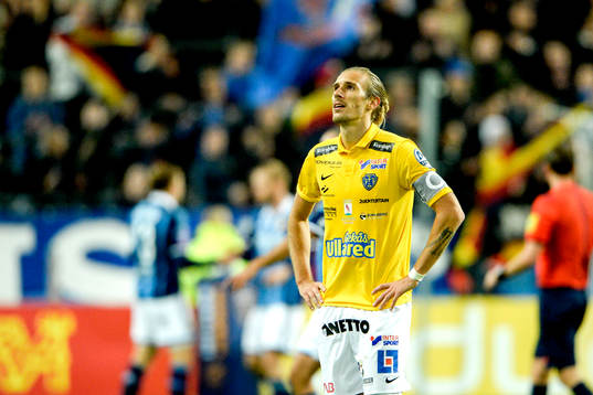 Falkenbergs Tobias Carlsson deppar