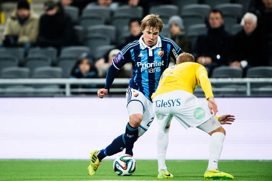 Djurgårdens Simon Tibbling