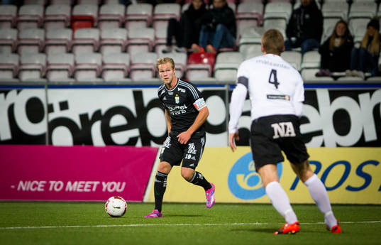 IFK Göteborgs Gustav Engvall mellan Örebro och Göteborg