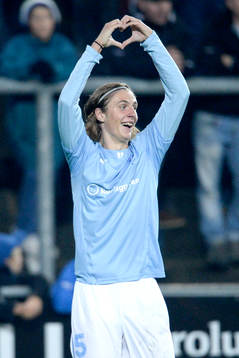 Malmö FFs Pawel Cibicki jublar
