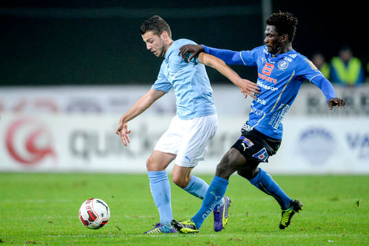 Malmö FFs Erdal Rakip och Halmstads King Osei Gyan