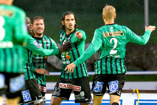 Varbergs Karl Söderström jublar