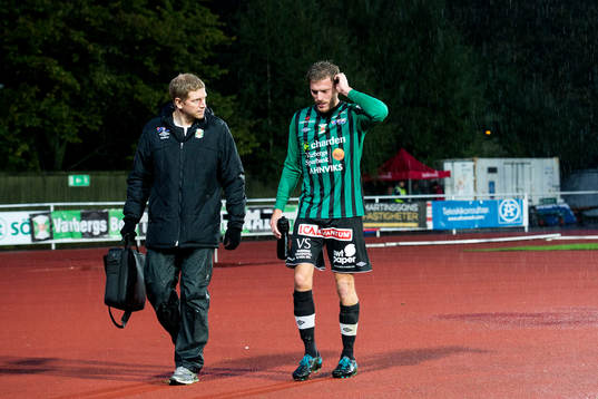 Varbergs Karl Söderström får utgå skadad