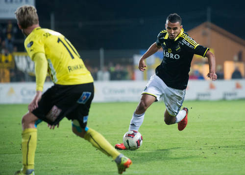 s Nabil Nahoi  i matchen i allsvenskan mellan Mjällby och