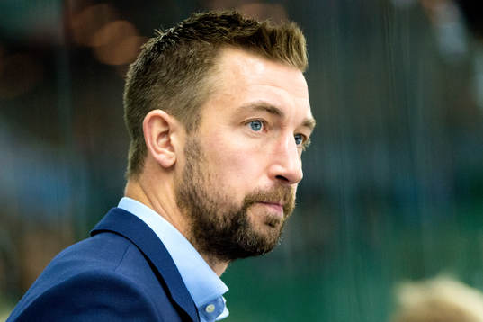 s assisterande tränare David Engblom