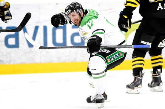 Rögles Taylor Matson jublar