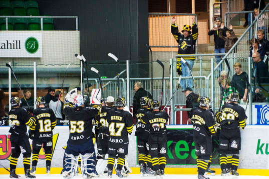 s spelare tackar publiken