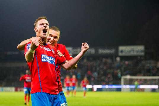Helsingborgs Arnór Smárason jublar