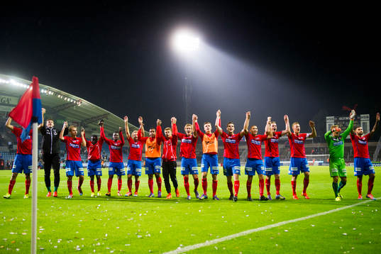 Helsingborgs spelare tackar publiken