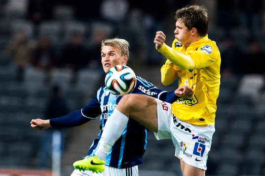 Djurgårdens Sebastian Andersson och Falkenbergs Daniel