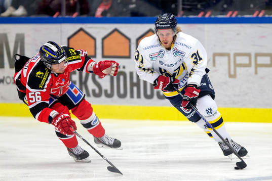 s Mattias Tedenby och Örebros Johan Wiklander