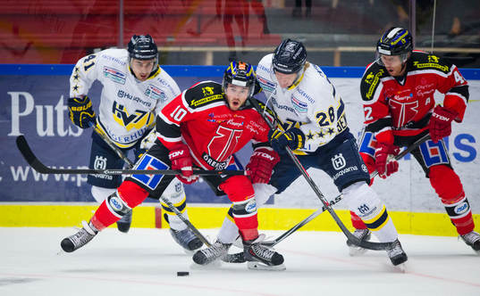 s Anton Bengtsson och Chris Campoli