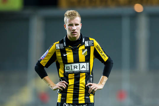 Häckens Simon Gustafson deppar