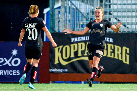 Göteborgs Lieke Martens jublar