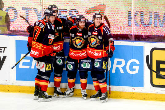 Djurgårdens Mattias Guter jublar