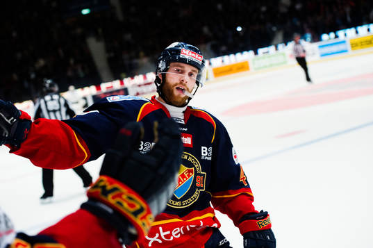 Djurgårdens Mattias Guter jublar