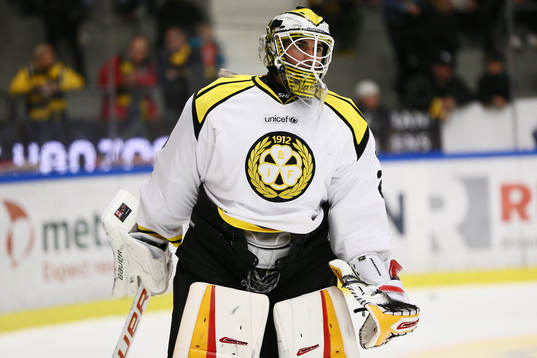 Brynäs målvakt Bernhard Starkbaum
