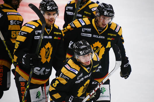 Skellefteås Niclas Burström, Axel Holmström  och Martin