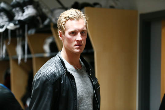 Skellefteås nyförvärv Mikko Lehtonen i omklädningsrummet