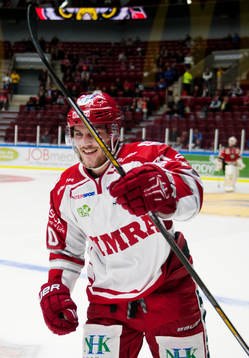 Timrås Johan Persson jublar