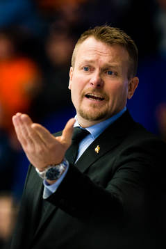 Luleås tränare Joakim Fagervall skriker