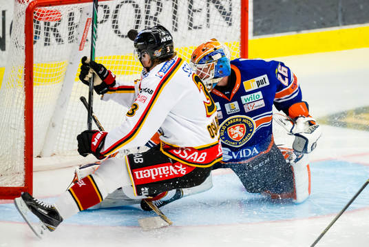 Luleås Marcus Oskarsson kvitterar till 1-1