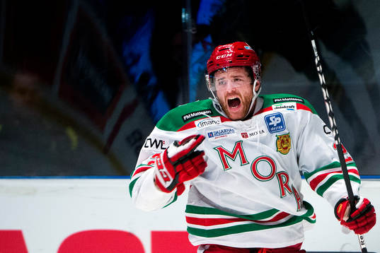 Moras Daniel Hermansson jublar