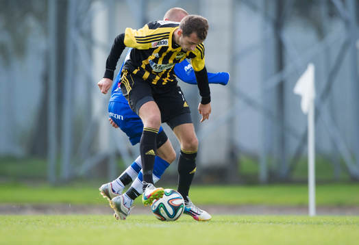 IFK Hässleholms Ilir Salja i matchen i division 3 mellan
