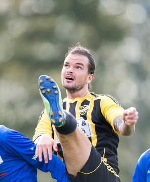 IFK Hässleholms Filip Thurn i matchen i division 3 mellan