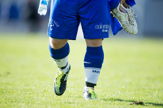 Skor och strumpor i matchen i division 3 mellan IFK