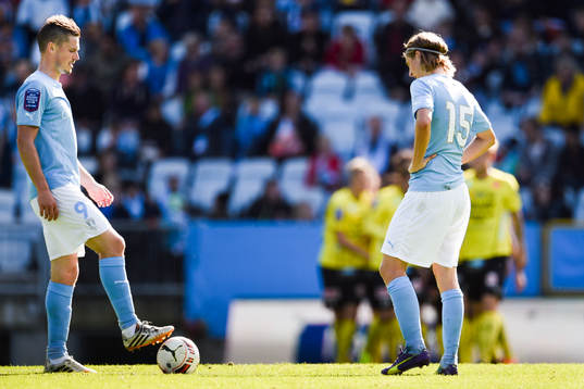 Malmö FFs Markus Rosenberg och Pawel Cibicki deppar