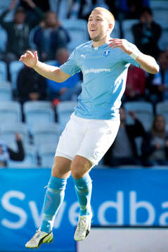 Malmö FFs Anton Tinnerholm deppar