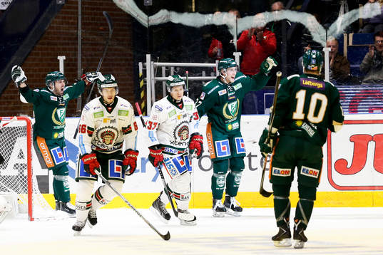 Bläddra bland fler bilder av Ishockey, SHL, Färjestad - Frölunda