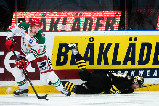 s Joakim Hagelin