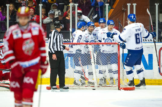 Leksands spelare jublar