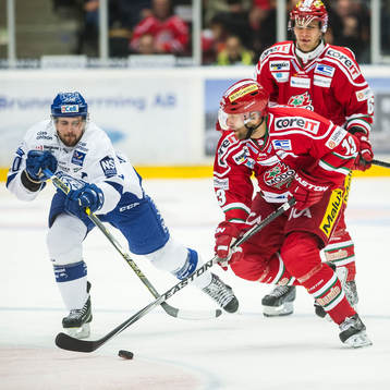 Modos Niklas Nordgren och Leksands Ryan Russell Modos Marko