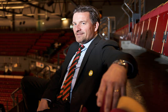 Brynäs Sportchef Stefan Bengtzén före ishockeymatchen i