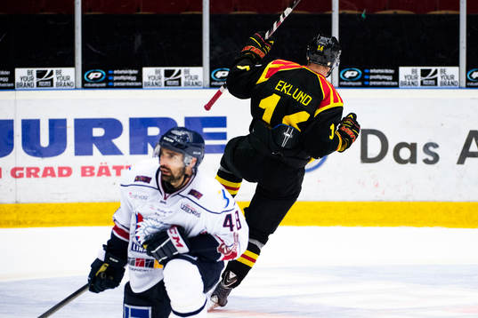 Brynäs Oscar Eklund jublar