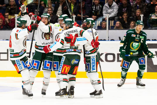 Frölundas Mathis Olimb reducerar till 1-1 och jublar