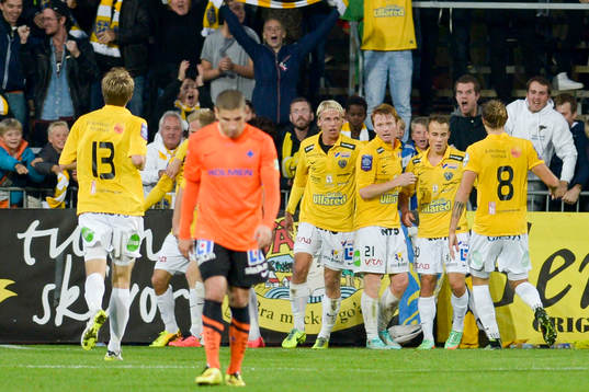 Falkenbergs spelare jublar