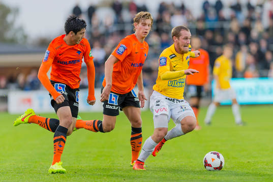 Falkenbergs Christoffer Carlsson jagas av Norrköpings