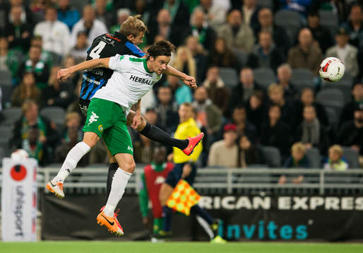 Sirius Oscar Pehrsson i en nickduell med Hammarbys Linus