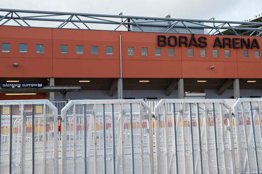 Kravallstaket utanför Borås arena innan fotbollsmatchen i