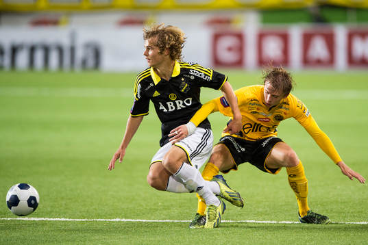 s Sam Lundholm och Elfsborgs Simon Hedlund