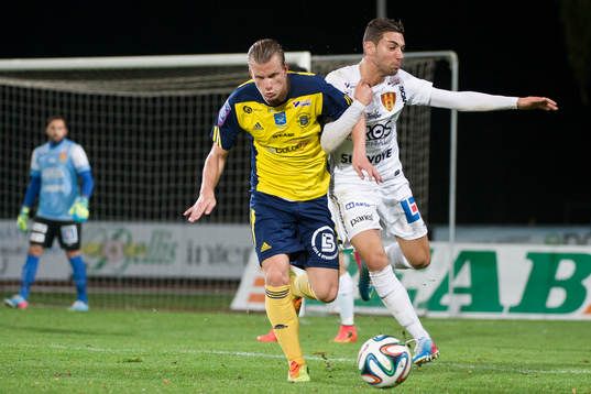 Ängelholms Sebastian Carlsen och Syrianskas Gabriel Somi