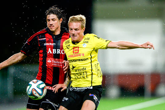 Brommapojkarnas Gabriel Petrovic och Halmstads Gudjón