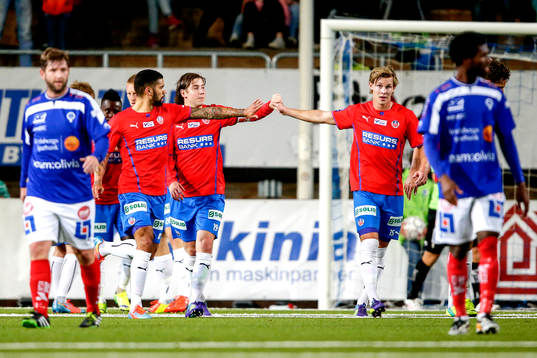 Helsingborgs David Accam jublar