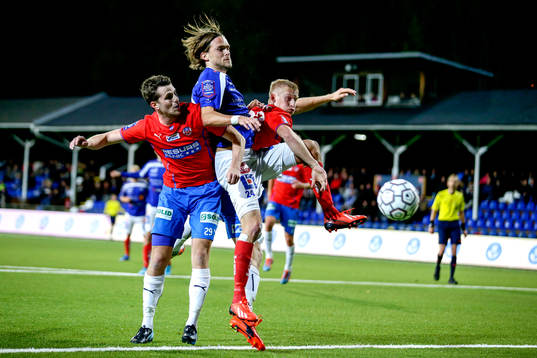 Åtvidabergs Tom Pettersson kvitterar till 1-1
