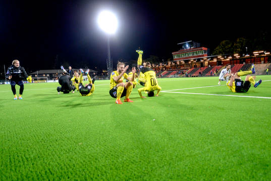 Halmstads-spelare jublar