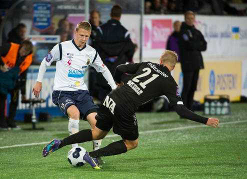 Örebros Christoffer Wiktorsson stoppar Gefles Johan